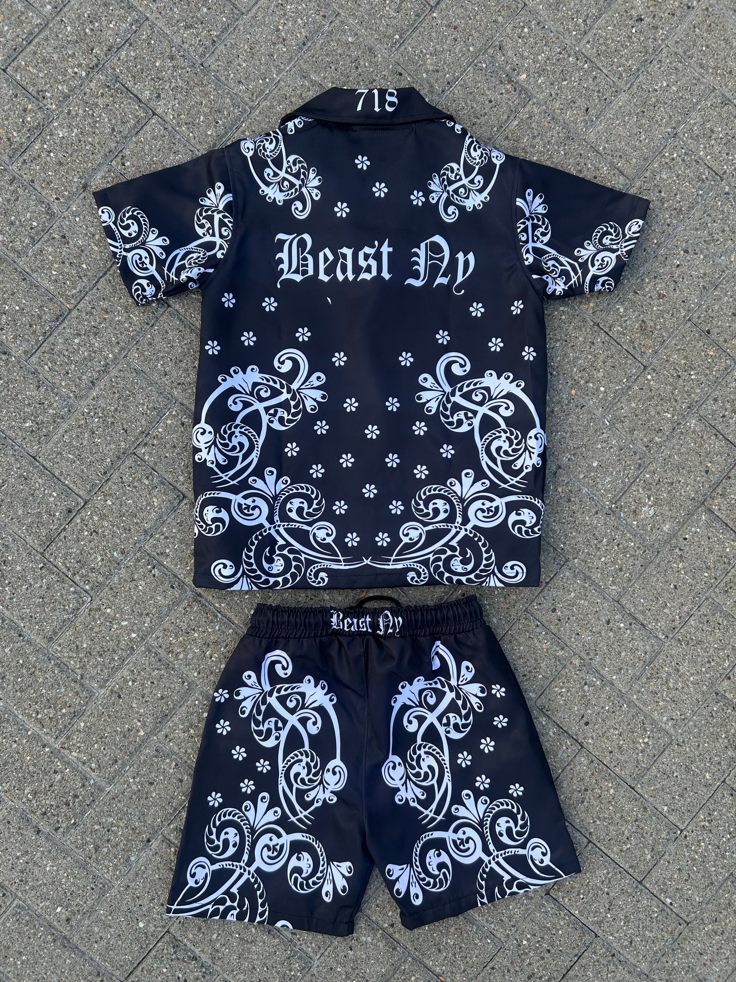 Exclusive Beast NY Midnight Bandana Short Set 🔥