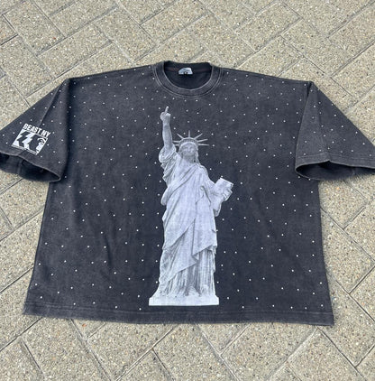 Beast NY Statue of Liberty "Middle Finger" Rhinestone Acid Wash Distress Summer Set